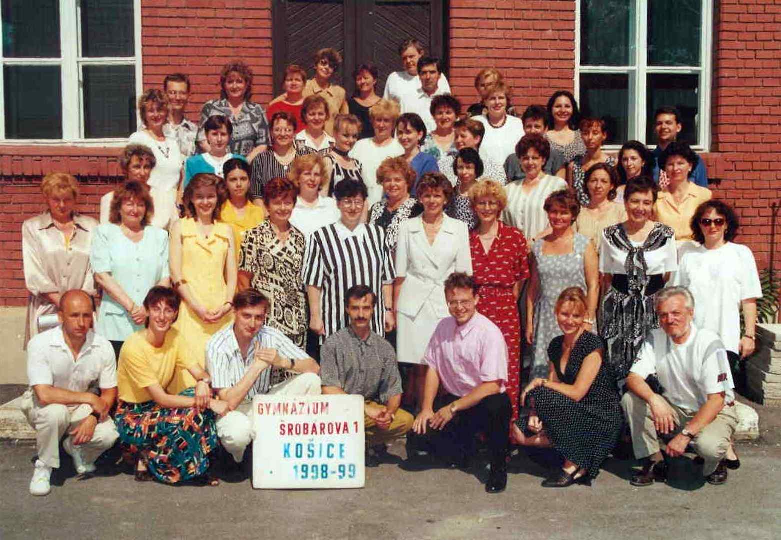 Fotografia pedagogického zboru 1998-1999