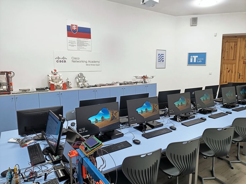 Učebňa informatiky — IT Creativity lab.