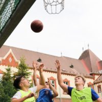 Streetbalový basketbalový medzitriedny turnaj (13/25)