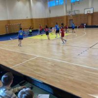 Regionálne finále športovej súťaže KSK vo florbale dievčat (4/8)
