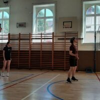 Školský volejbalový turnaj na Šrobárke (10/27)
