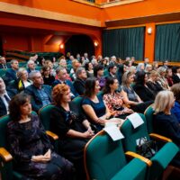 Ocenenie pre Mgr. Silviu Oravcovú pri príležitosti Dňa učiteľov (10/12)