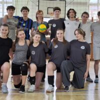 Volejbalový turnaj (mix + exhibičný zápas) (3/16)