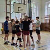 Volejbalový turnaj (mix + exhibičný zápas) (5/16)